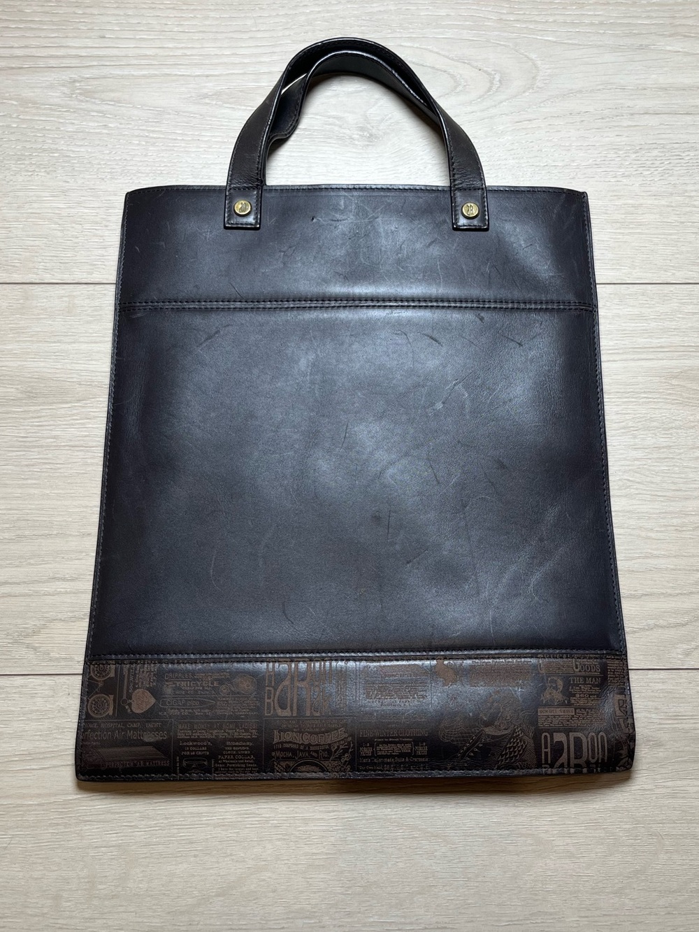 Aaron Barak Men's Dark Brown Leather Tote Bag with Patterned Base